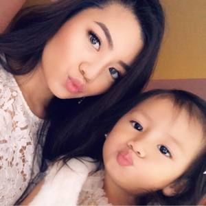 Meet your Posher, Amber